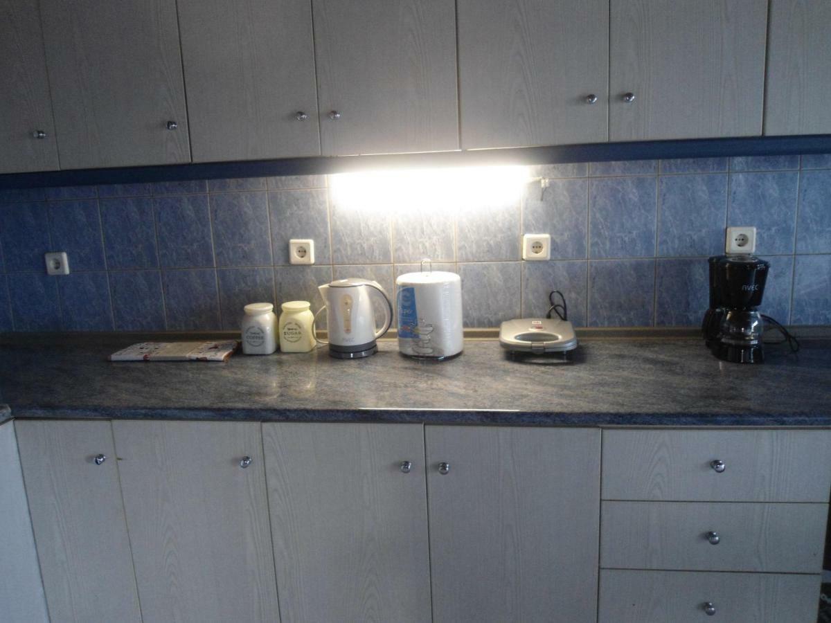 Sunny Apartment 15 Min From Airport And Sea Artemi Extérieur photo